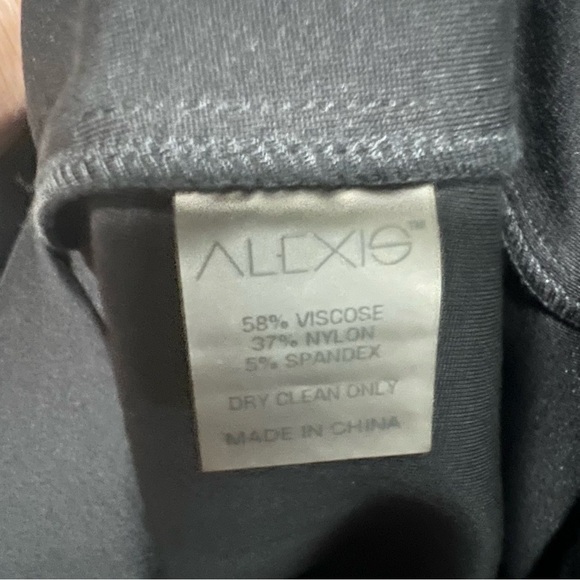 Alexis Sterre Off Shoulder High Slit Bell Sleeve
Mini Dress, Excellent Condition - Picture 5 of 6